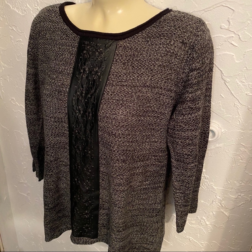 Fresh 3/4 Sleeve Sweater, Size M - Picture 3 of 10